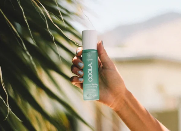 COOLA Face Makeup Setting Spray SPF 30 - Image 4