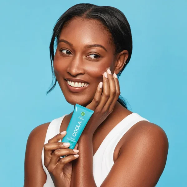 COOLA Classic Face SPF 30 Cucumber - Image 4